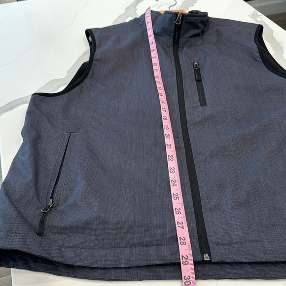 Men’s Vest size XL - Picture 3 of 8